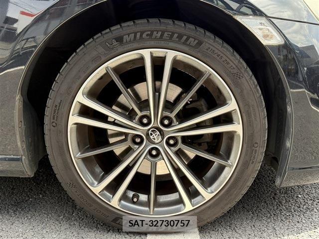 Toyota 86 2013-12 7213662-13