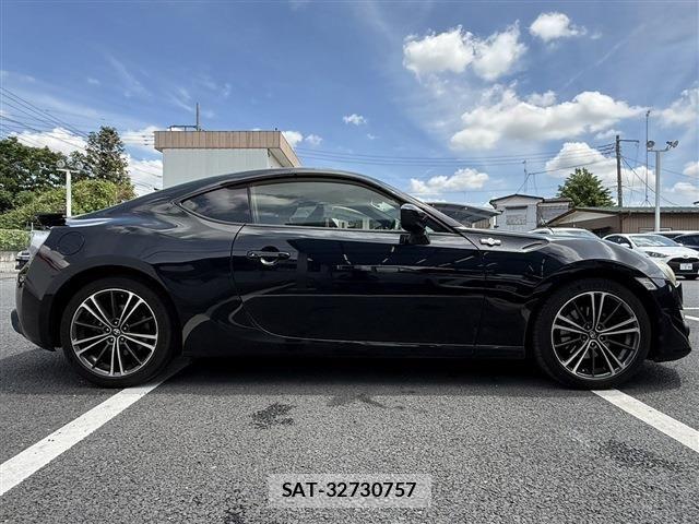 Toyota 86 2013-12 7213662-8
