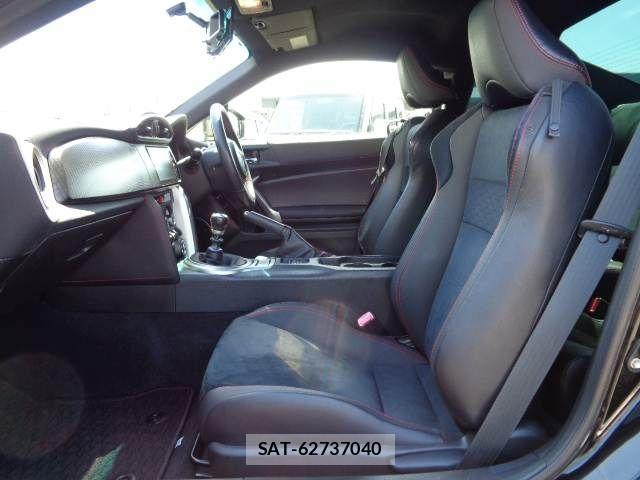 Toyota 86 2014-03 7249565-10