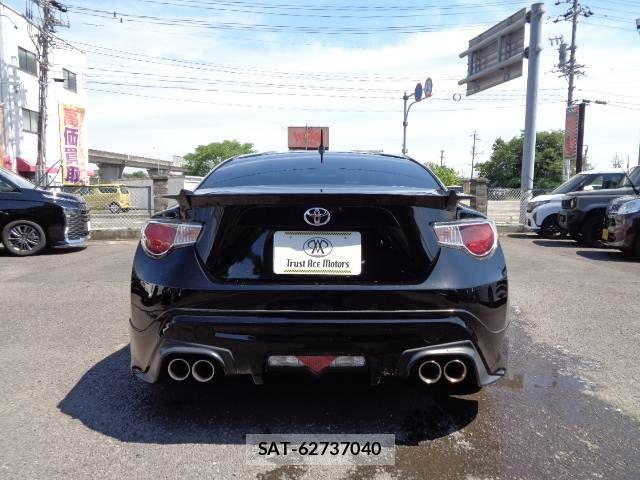Toyota 86 2014-03 7249565-14