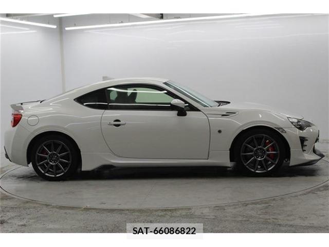 Toyota 86 2017-09 7249557-3