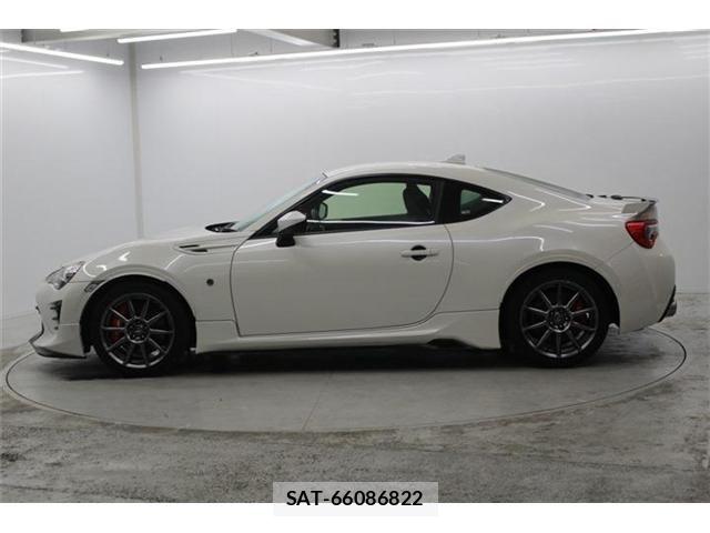 Toyota 86 2017-09 7249557-7