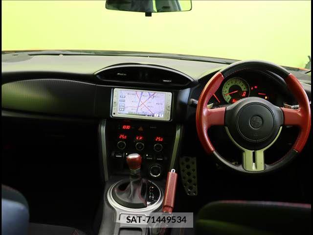 Toyota 86 2012-09 7249604-2
