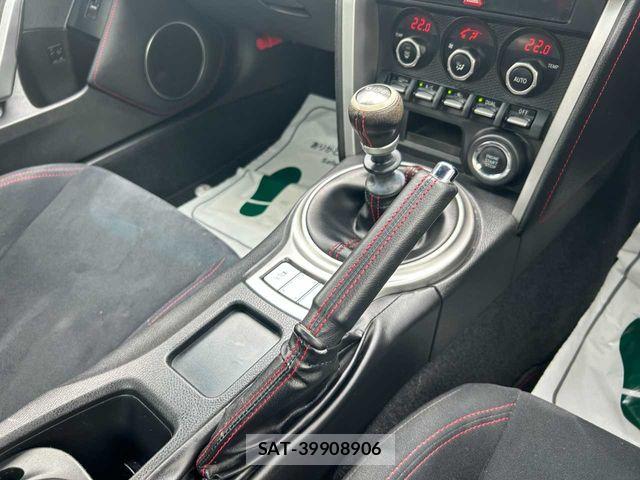 Toyota 86 2013-04 7249592-10