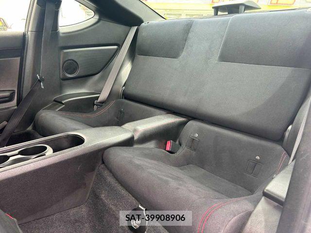 Toyota 86 2013-04 7249592-21