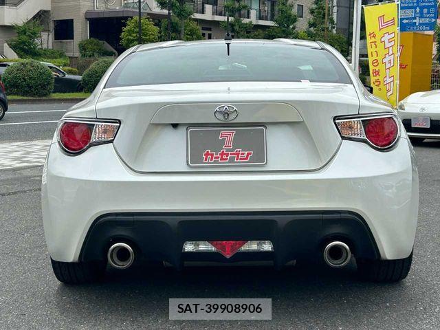Toyota 86 2013-04 7249592-28