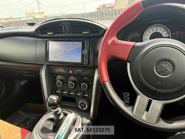 Toyota 86 2012-08 7249606-10