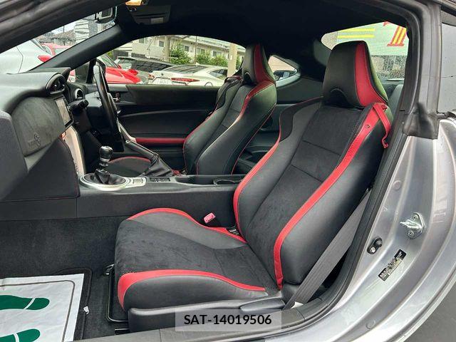 Toyota 86 2017-09 7270976-19