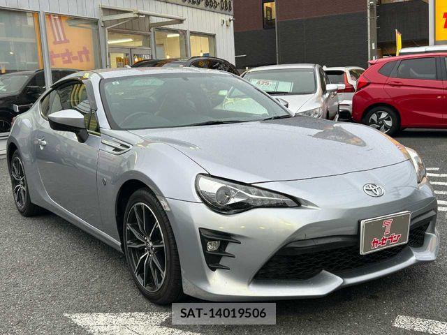 Toyota 86 2017-09 7270976-21