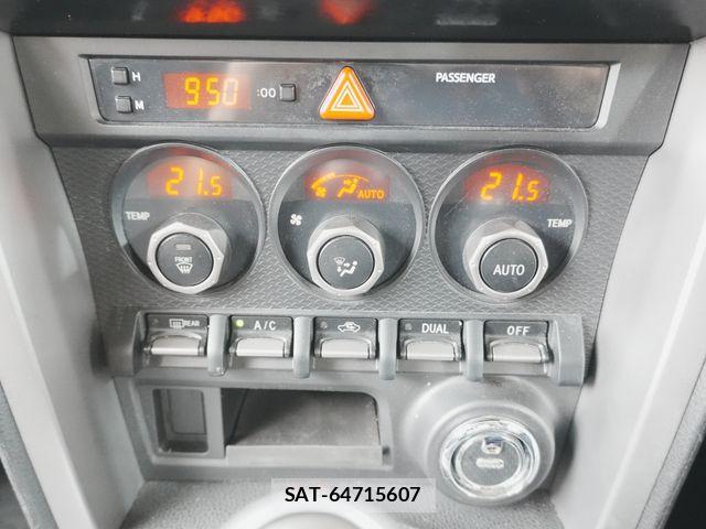 Toyota 86 2012-09 7271046-14
