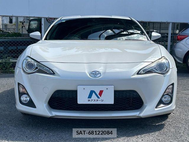 Toyota 86 2015-10 7271019-14