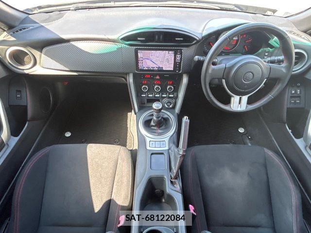 Toyota 86 2015-10 7271019-1