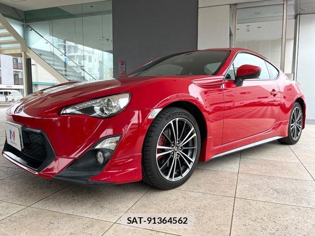 Toyota 86 2014-04 7271045-9