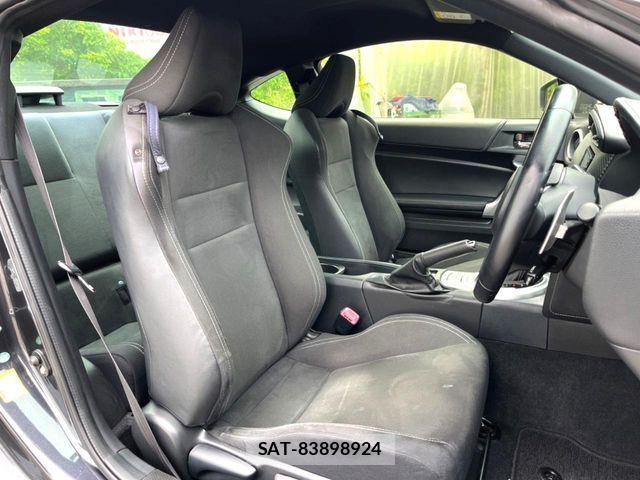 Toyota 86 2017-08 7324714-8