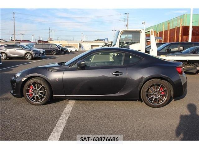 Toyota 86 2018-04 7324781-10
