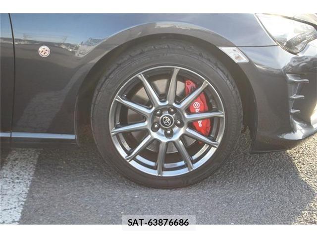 Toyota 86 2018-04 7324781-15