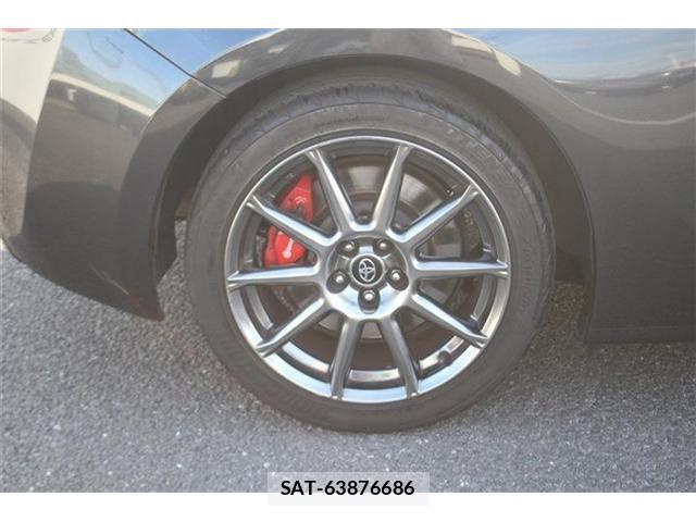 Toyota 86 2018-04 7324781-16