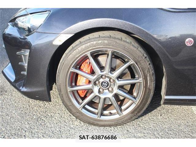 Toyota 86 2018-04 7324781-18