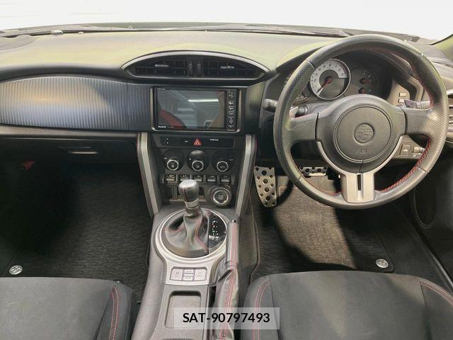 Toyota 86 2013-03 7324788-1