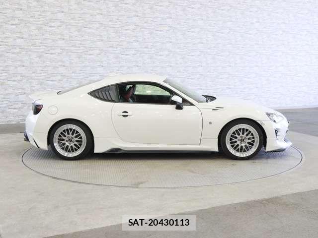 Toyota 86 2016-11 7356543-13