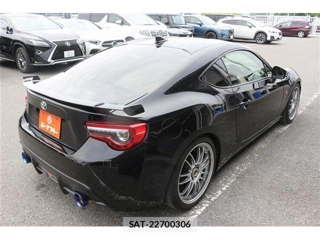 Toyota 86 2016-09 7356531-11