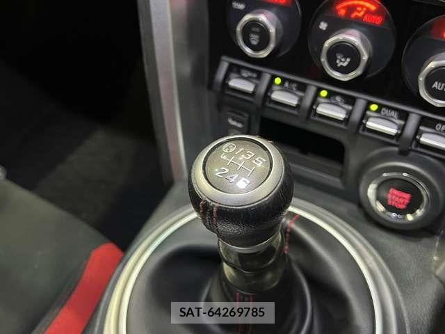 Toyota 86 2017-02 7356525-8
