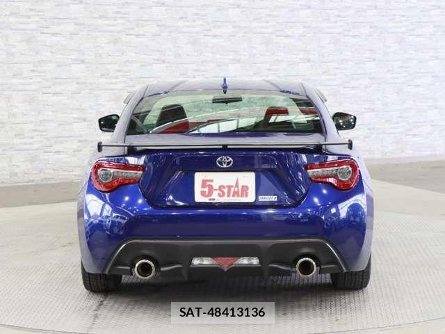 Toyota 86 2016-10 7356528-13