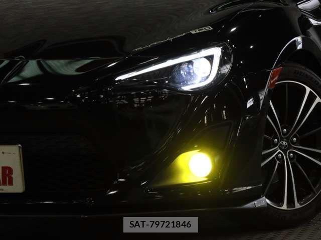 Toyota 86 2013-03 7356551-16