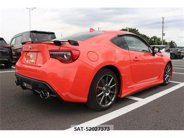 Toyota 86 2017-04 7390745-8