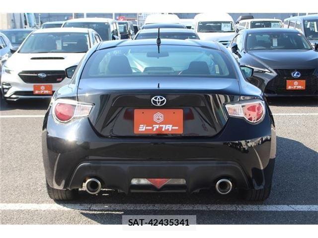 Toyota 86 2012-05 7390797-11