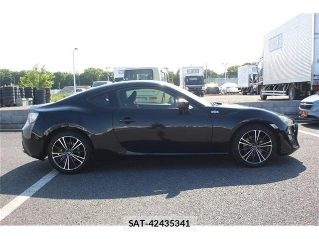 Toyota 86 2012-05 7390797-13