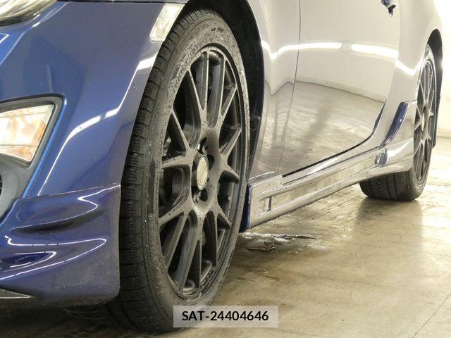 Toyota 86 2013-07 7390807-10