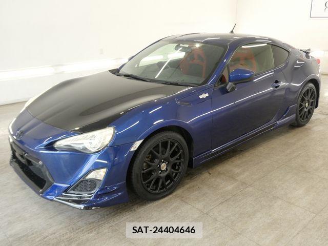 Toyota 86 2013-07 7390807-1