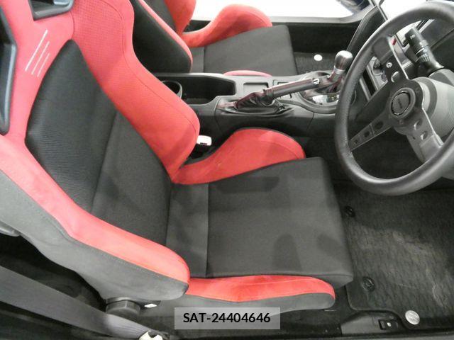 Toyota 86 2013-07 7390807-20