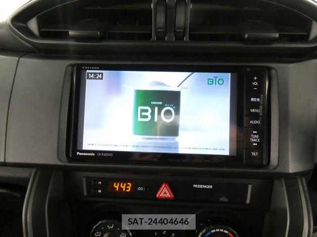 Toyota 86 2013-07 7390807-27