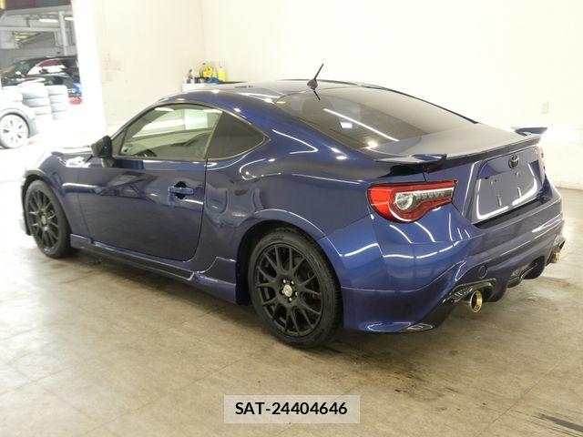 Toyota 86 2013-07 7390807-4