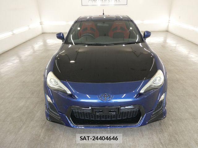 Toyota 86 2013-07 7390807-5