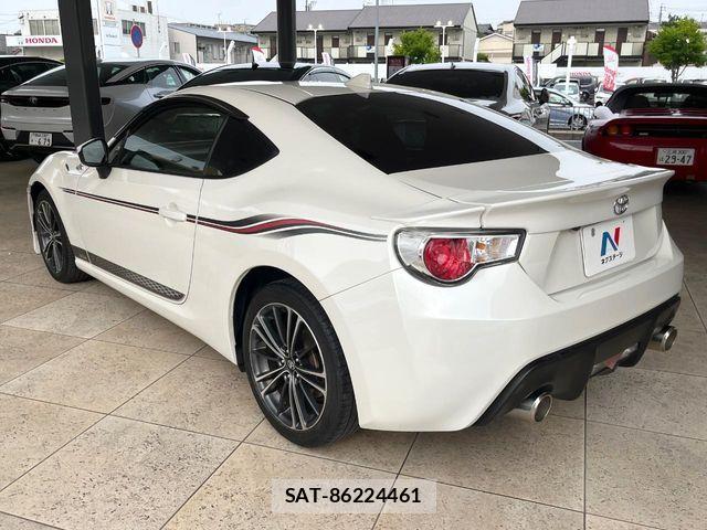 Toyota 86 2016-01 7390800-16