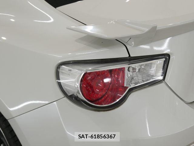 Toyota 86 2012-07 7390789-11