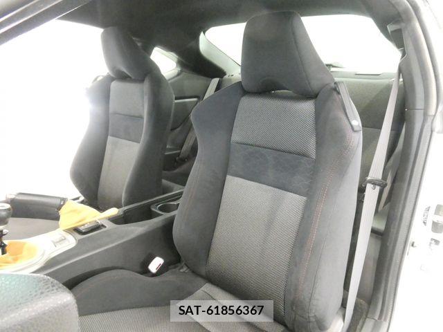 Toyota 86 2012-07 7390789-21