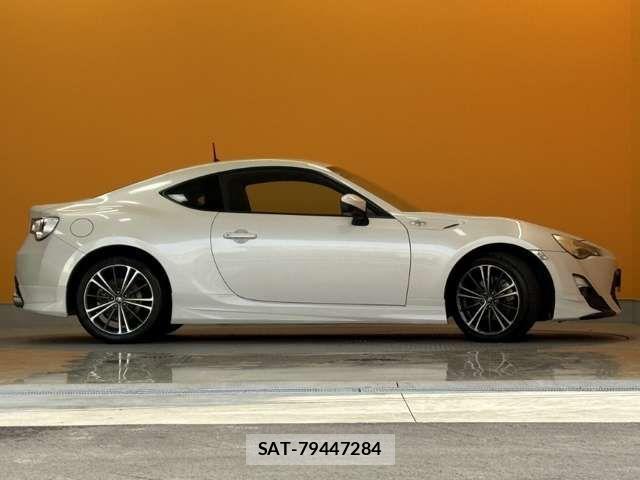 Toyota 86 2014-01 7452084-9