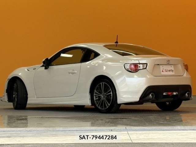 Toyota 86 2014-01 7452084-6