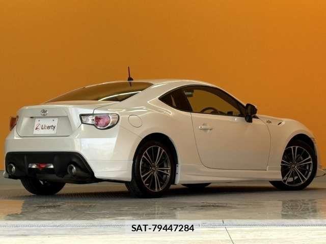 Toyota 86 2014-01 7452084-8