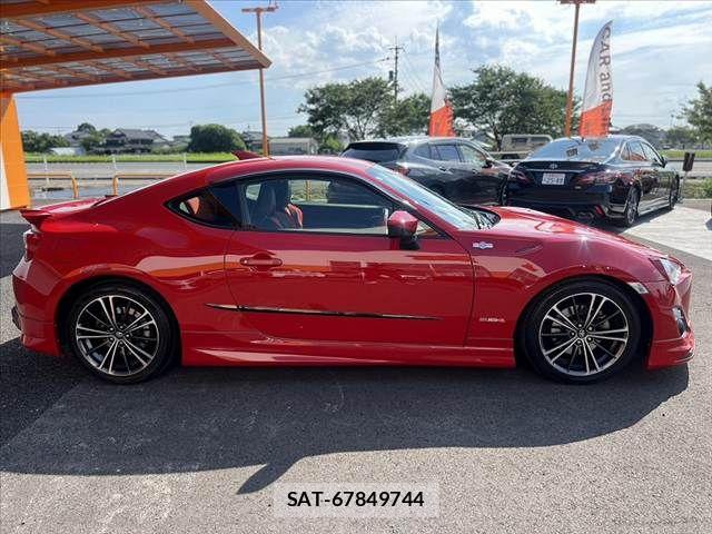Toyota 86 2013-05 7452000-11