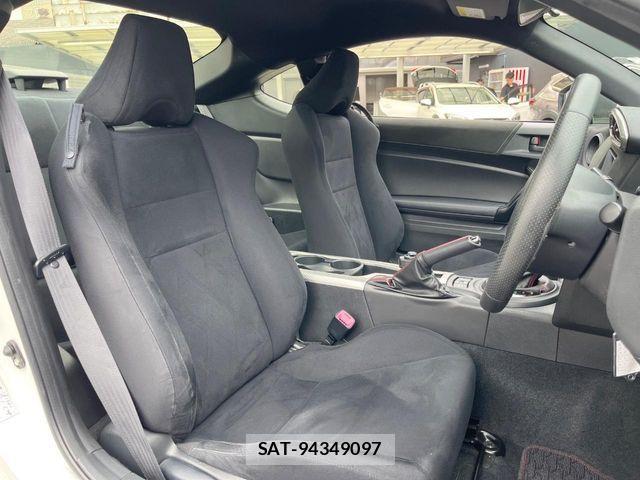 Toyota 86 2014-01 7452085-9