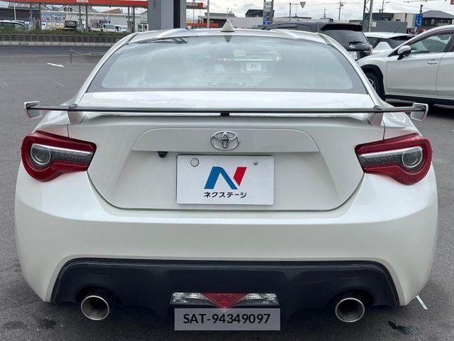 Toyota 86 2014-01 7452085-14