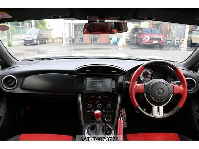 Toyota 86 2012-10 7452214-16