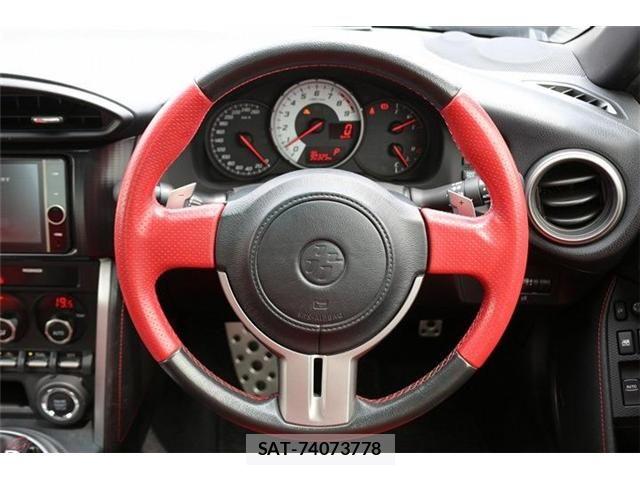 Toyota 86 2012-10 7452214-17