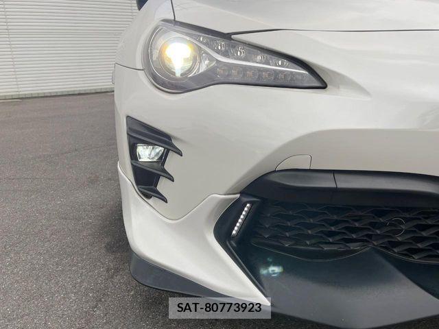 Toyota 86 2018-10 7451783-13