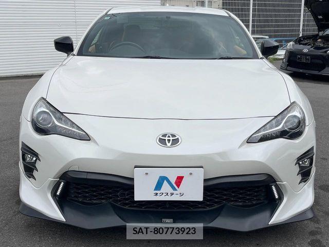 Toyota 86 2018-10 7451783-14